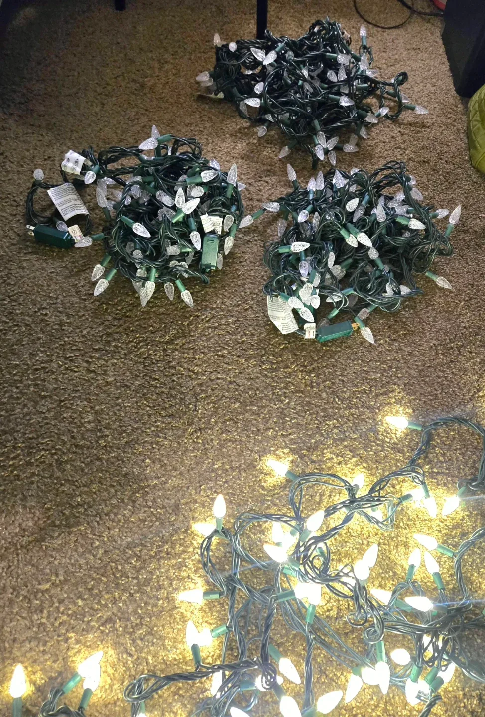 400 LED White Indoor/Outdoor Christmas Lights image indicator(6)