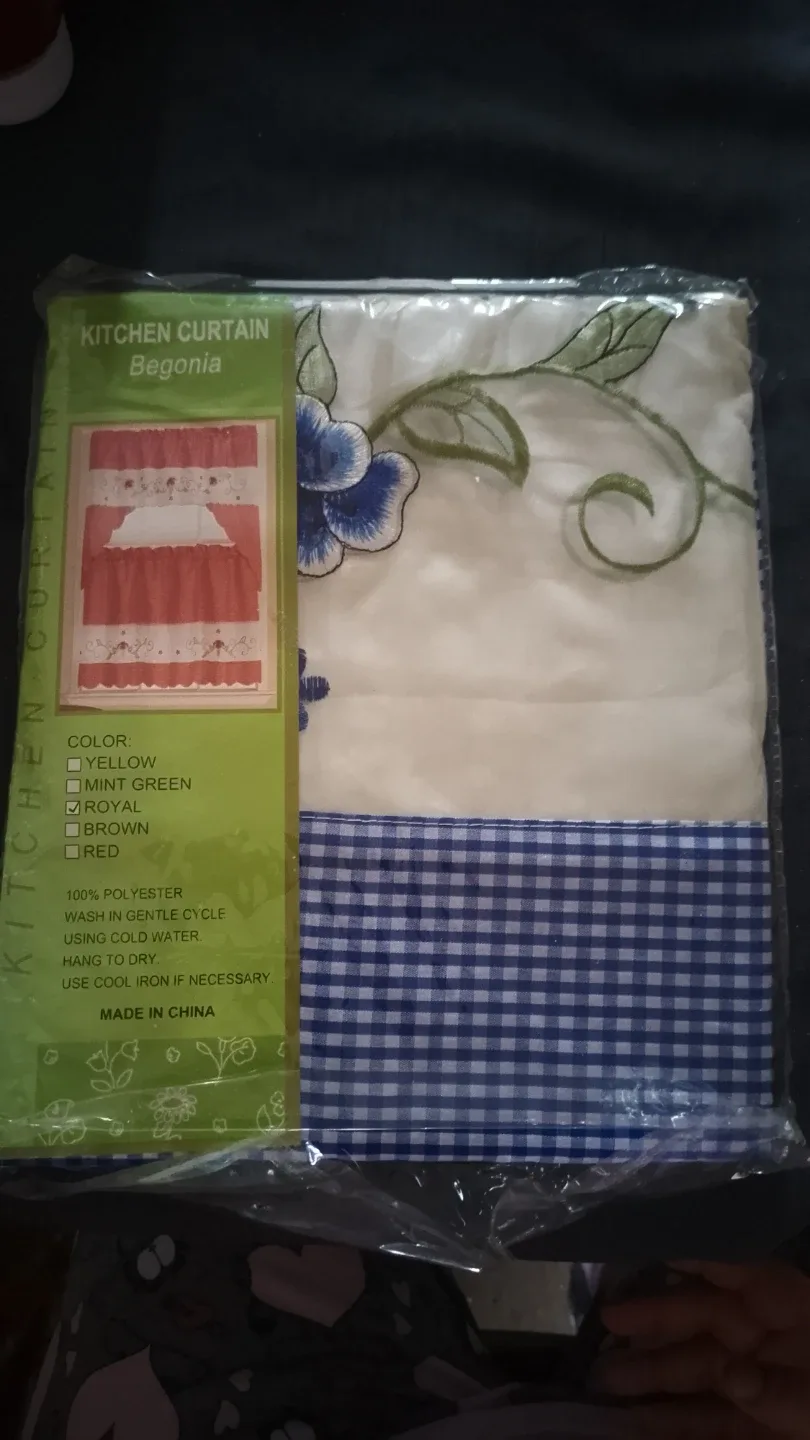 Begonia Kitchen Curtain - Royal Blue & White