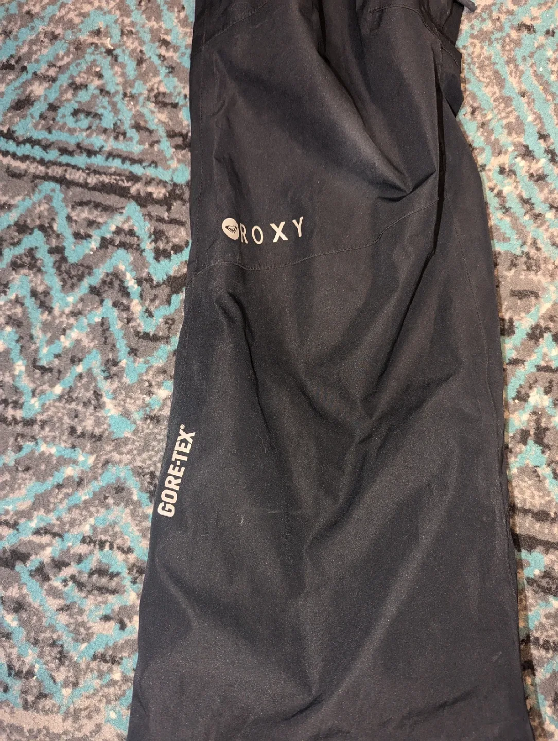 Roxy Gore-Tex Black Snow Pants image indicator(4)