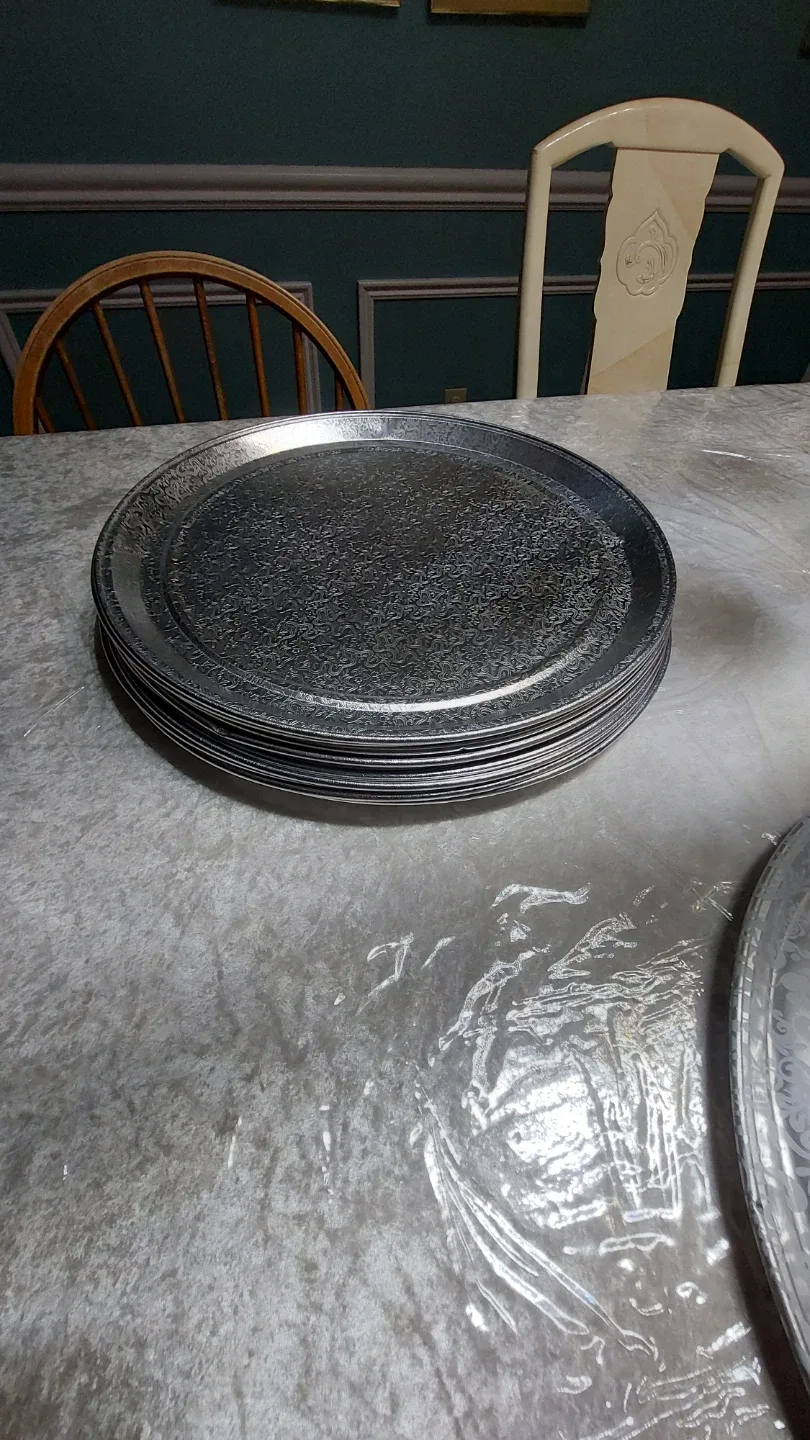 Tin foil serving trays/platters