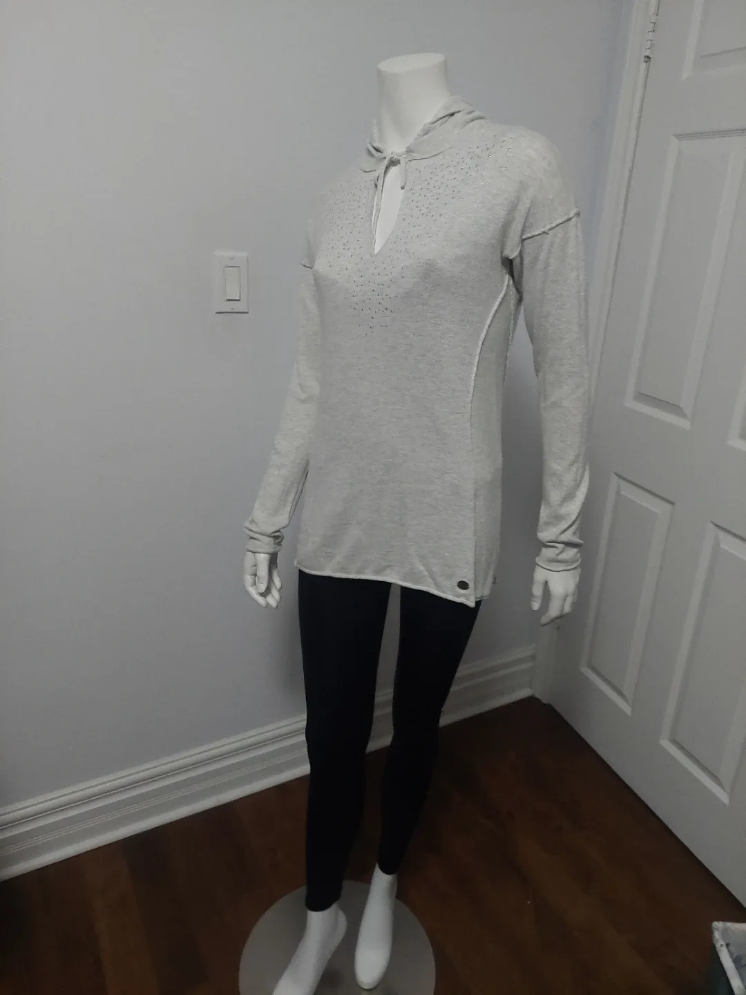 Calvin Klein Jeans Cotton  Light Grey- Size M 🥕 image indicator(10)