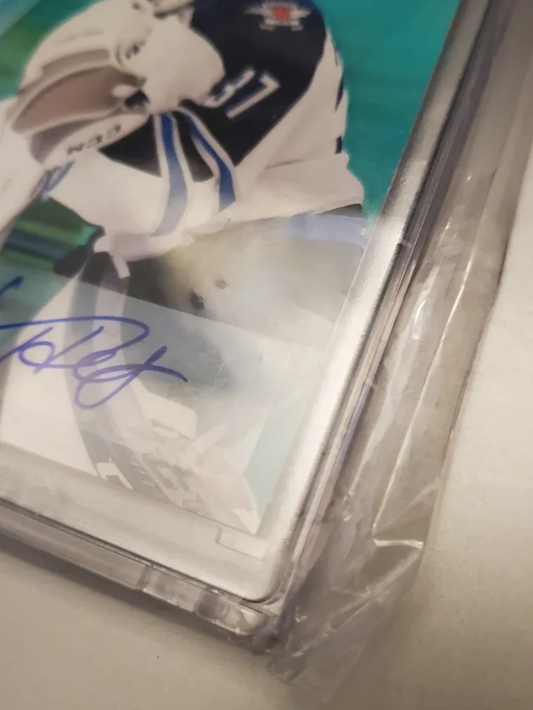Connor Hellybuyck Autographed Card /99 image indicator(5)