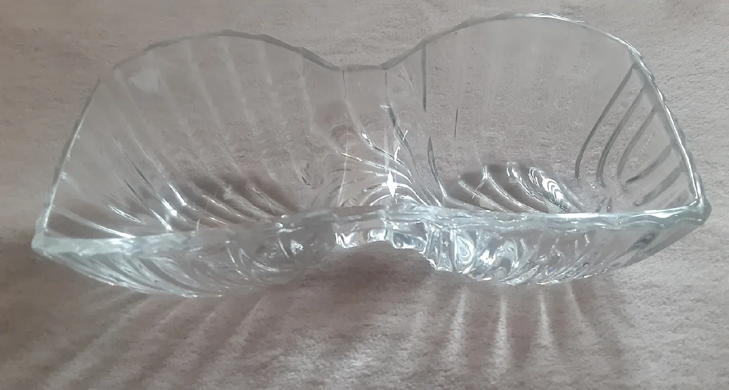 Clear Glass Divided Serving Dish image indicator(3)