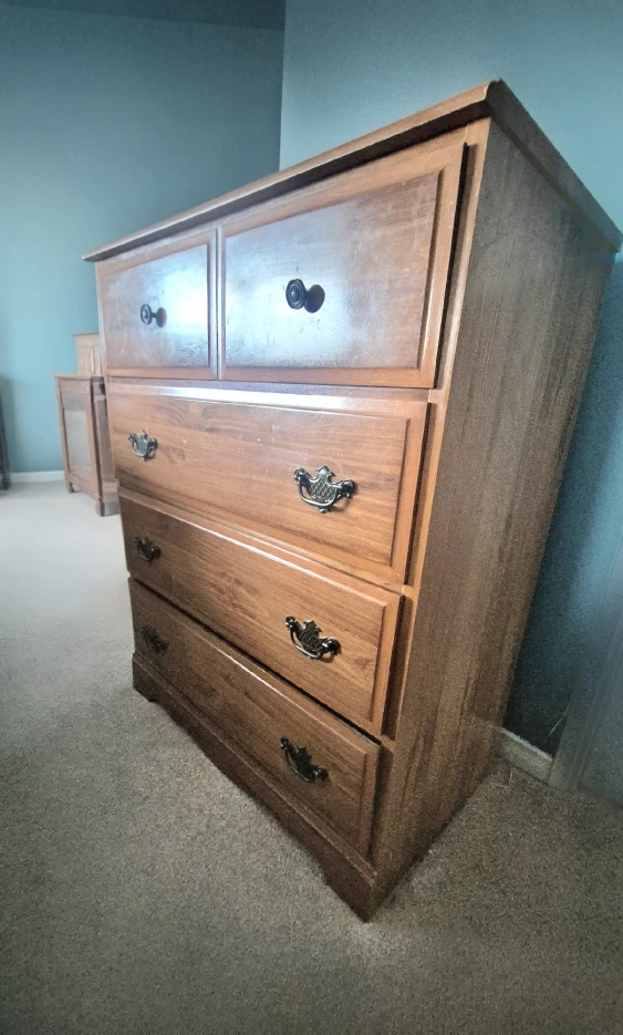 Wooden Chest of Drawers - photo 2