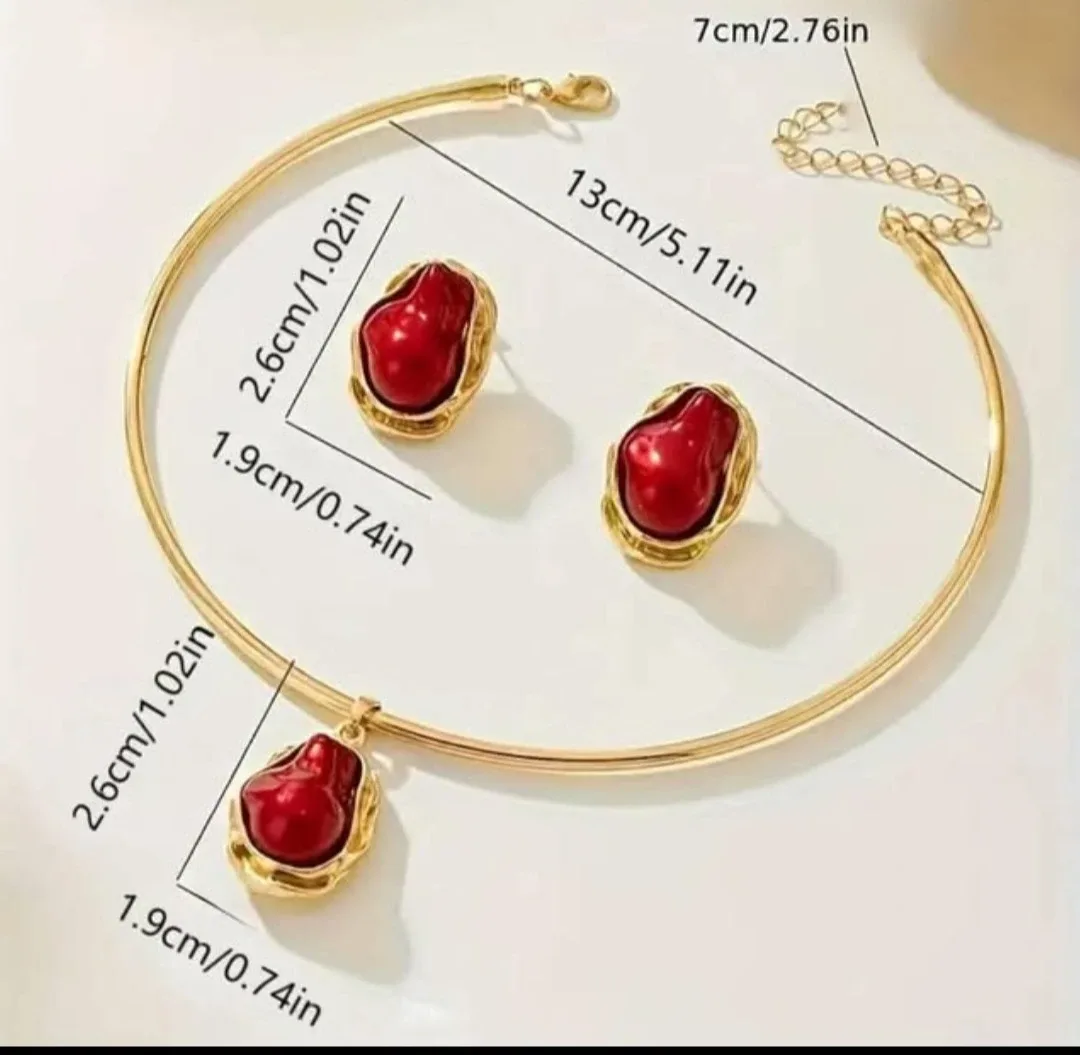 Gold Tone Choker Necklace & Earring Set image indicator(2)