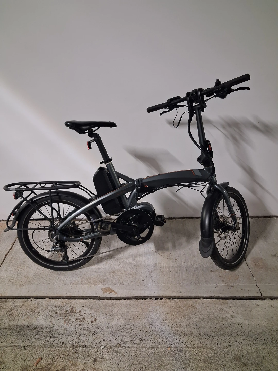 Tern Vektron Folding E-Bike