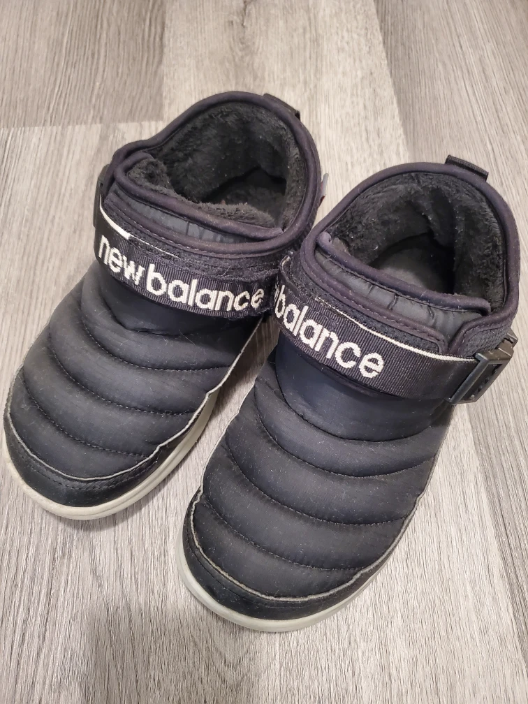 New Balance kids Winter Shoes