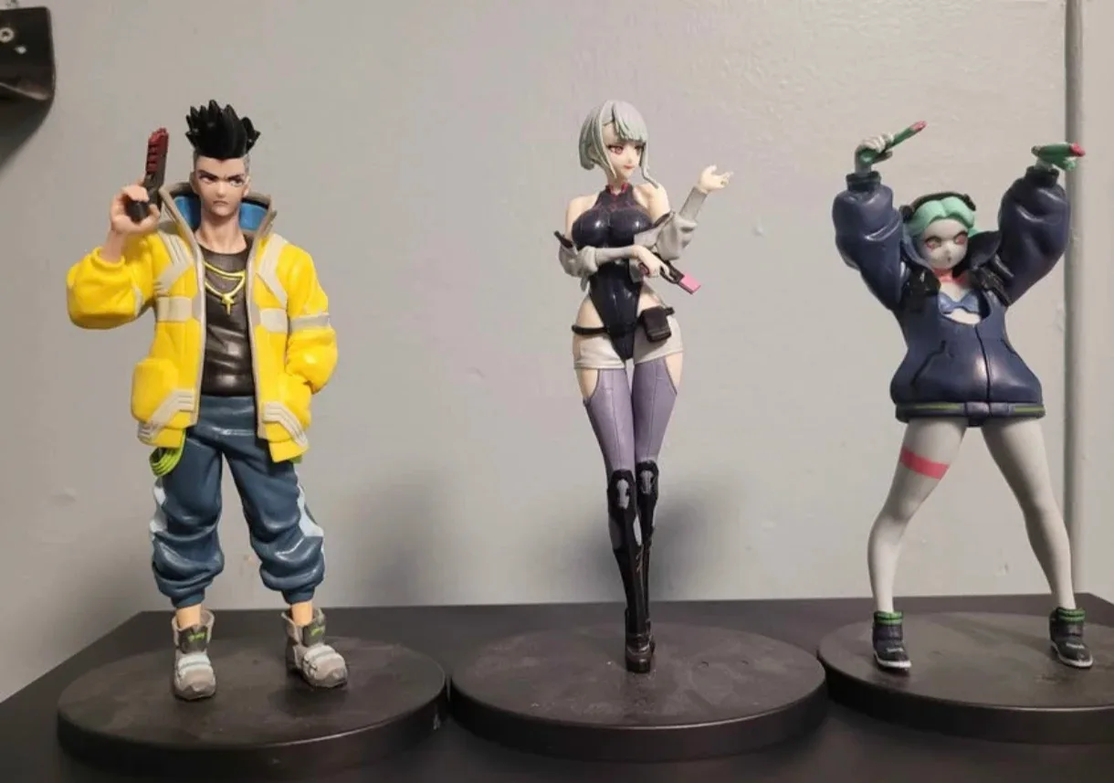 Cyberpunk Edgerunners David, Lucy, Rebecca Figures image indicator(2)