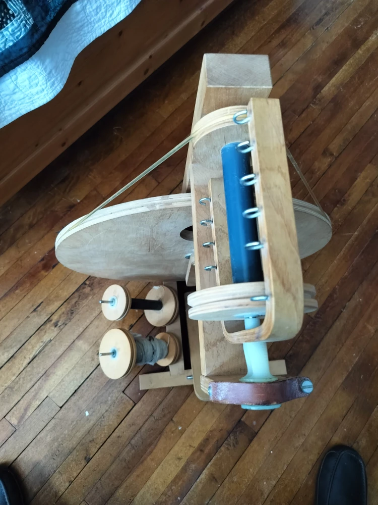 Louet Spinning Wheel - photo 3