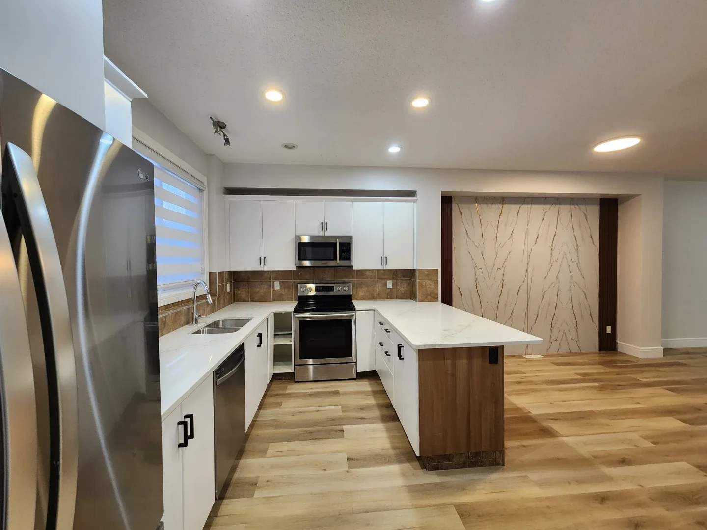 3 Bedroom, 2.5 Bathroom House for rent image indicator(4)