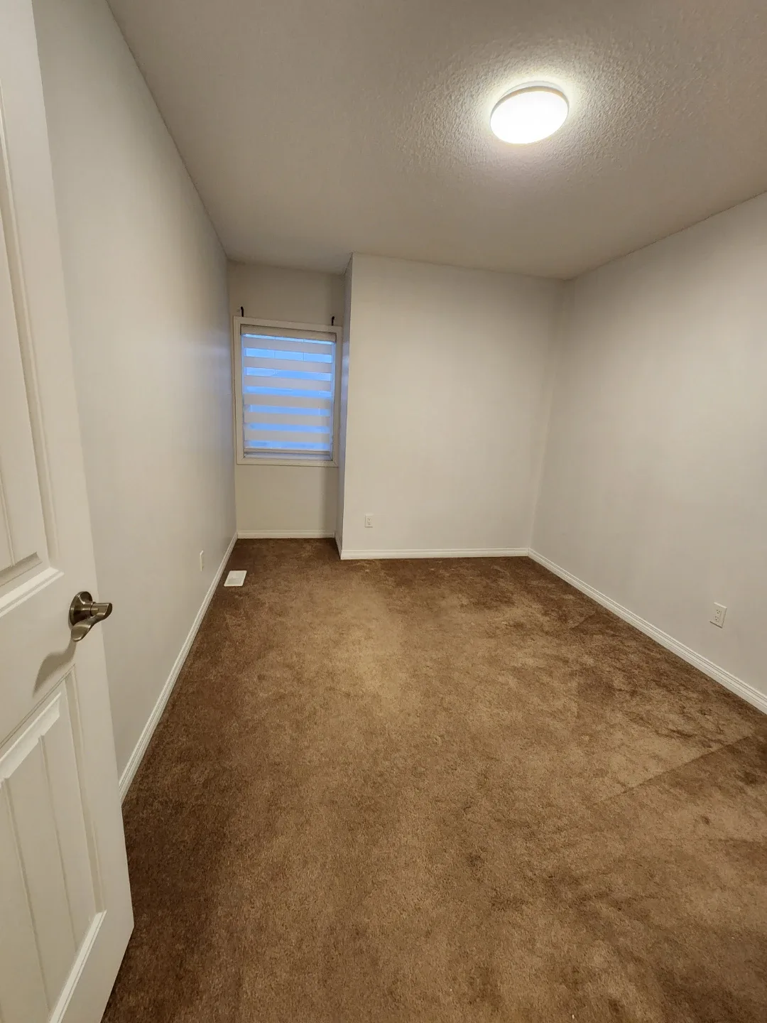 3 Bedroom, 2.5 Bathroom House for rent image indicator(6)