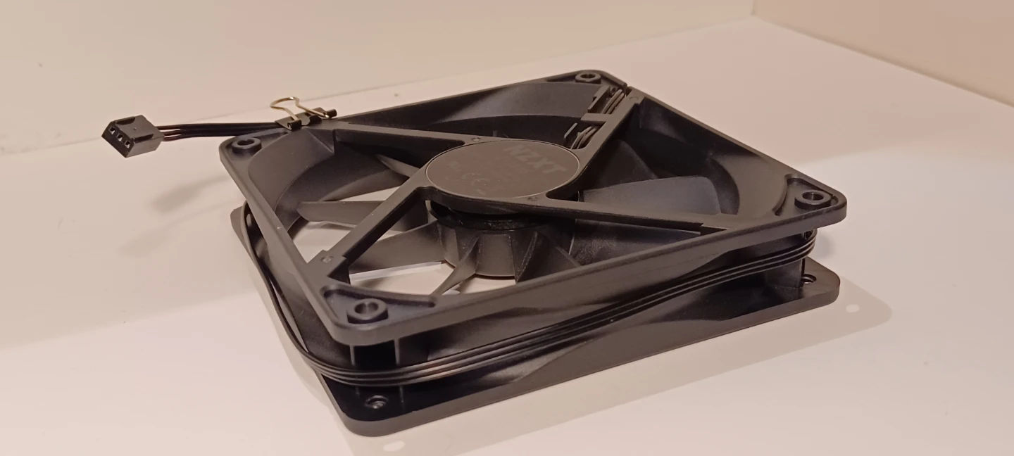 NZXT 120mm Rifle Bearing fan - photo 4
