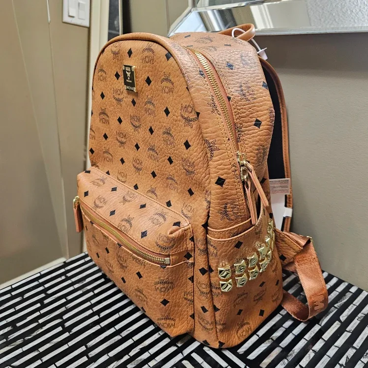 MCM Backpack - Brown image indicator(4)