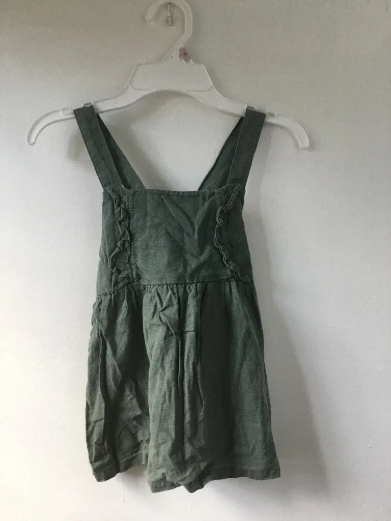 Girls sz 5 shirts $3 each image indicator(5)