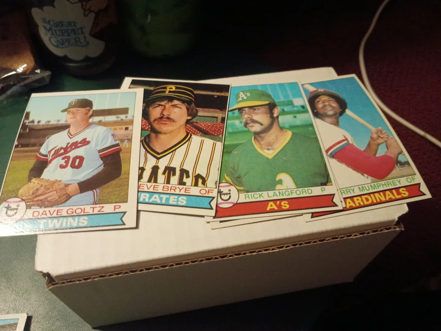 Vintage Baseball Cards Collection image indicator(2)