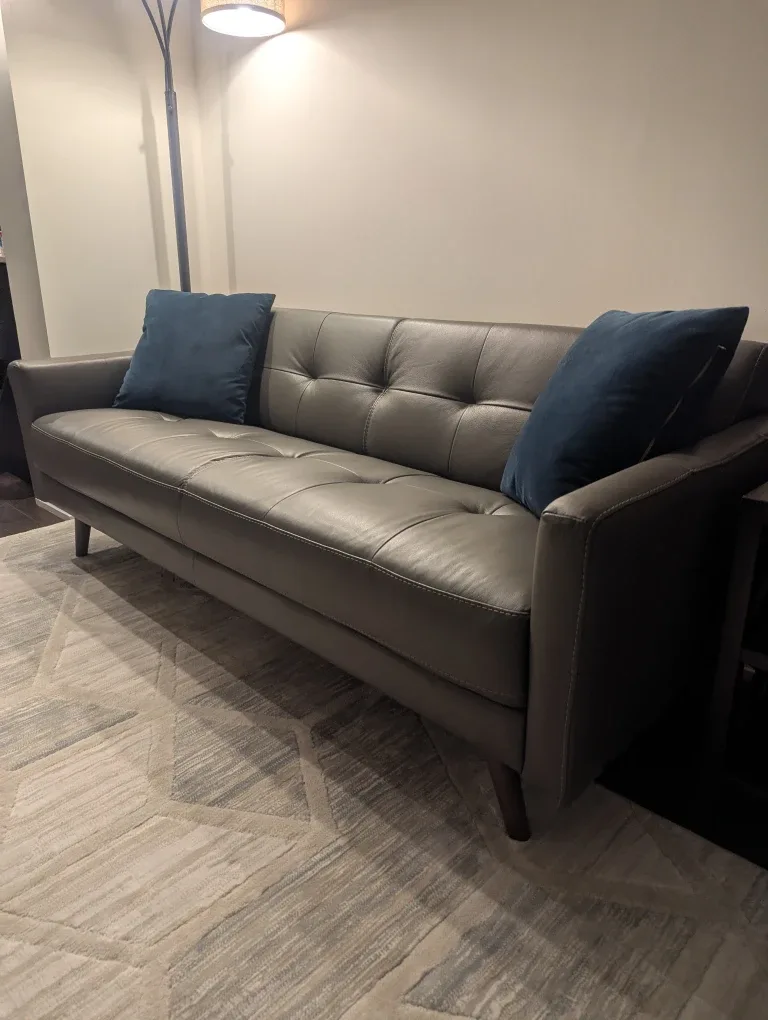 Grey Leather Sofa image indicator(4)