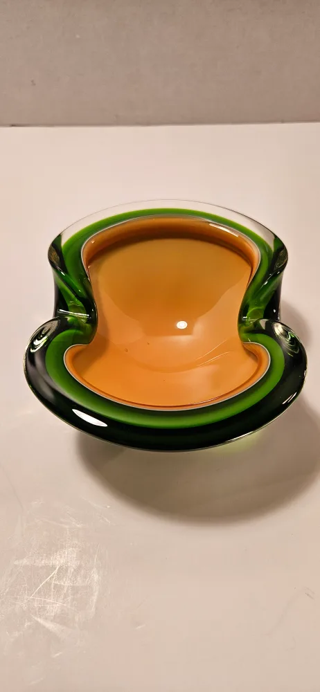 Green & Amber Glass Ashtray image indicator(3)