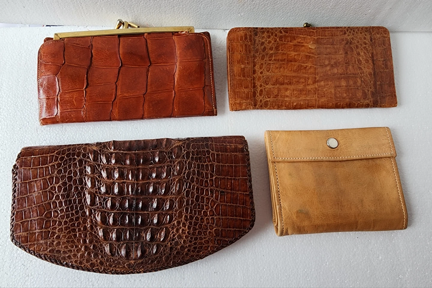 GENUINE ALLIGATOR WALLETS