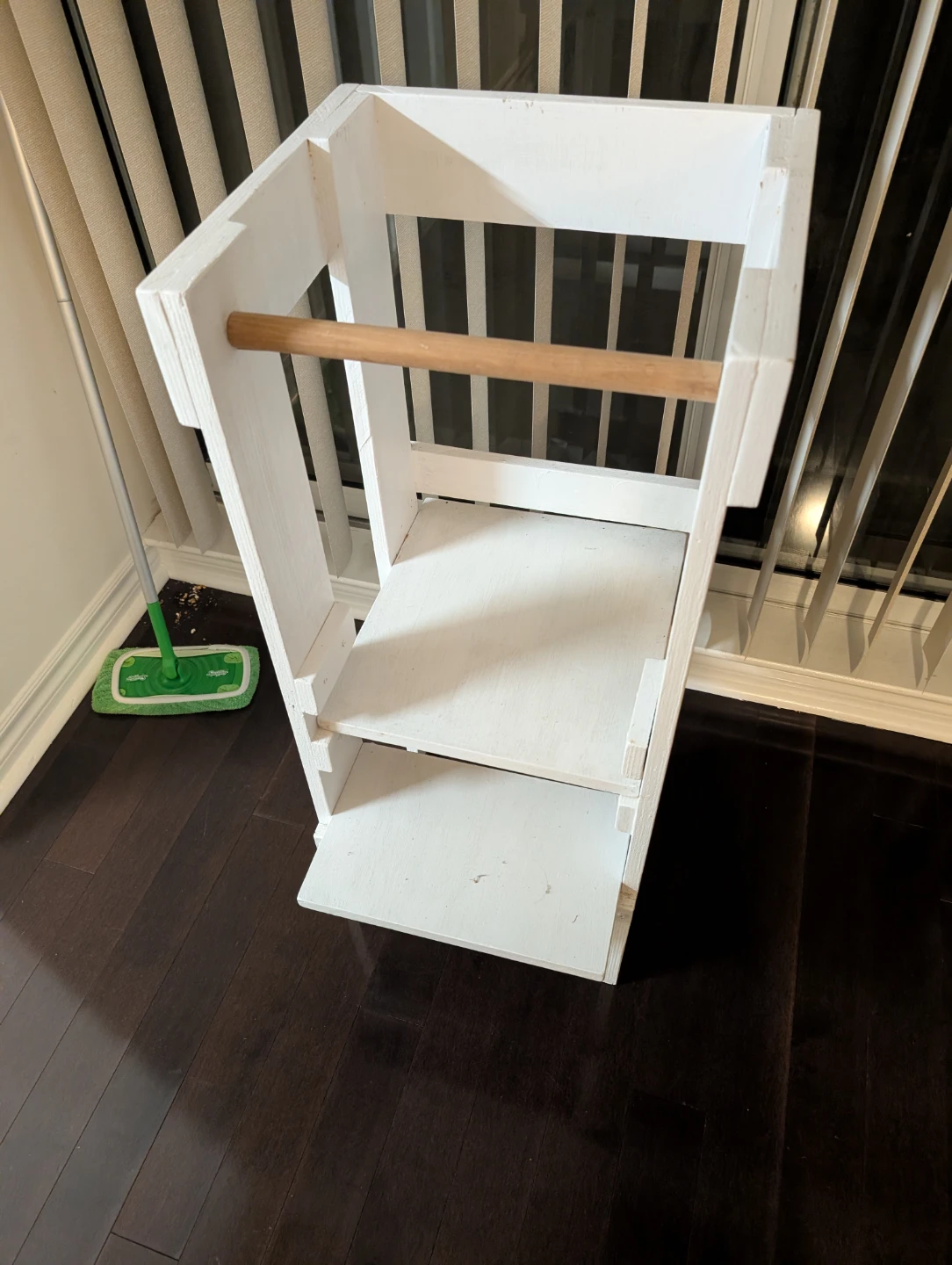 White Wooden Kids Learning Tower