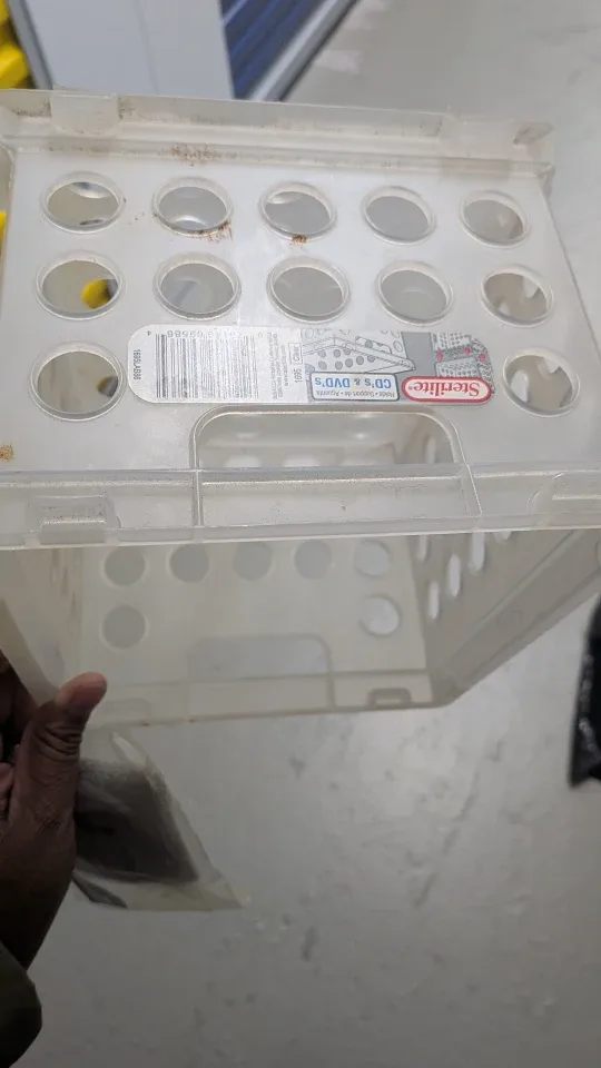 Sterilite CD/DVD Storage Crate - Clear image indicator(3)