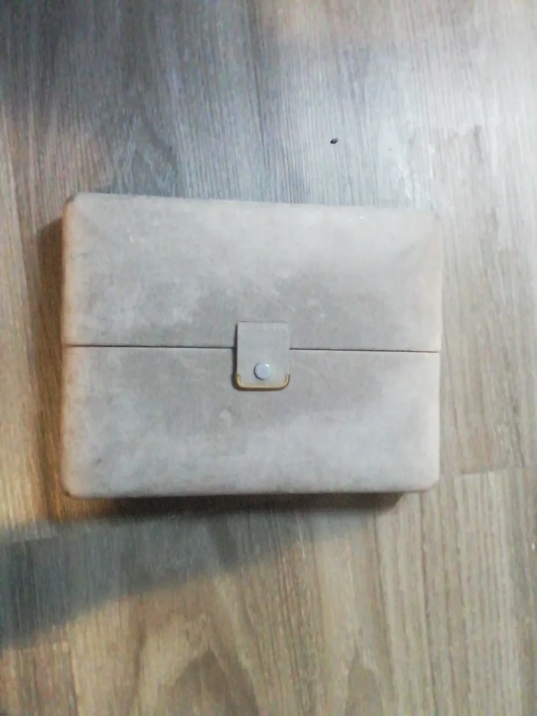 Lot of  Fashionable Watches for me and women image indicator(8)