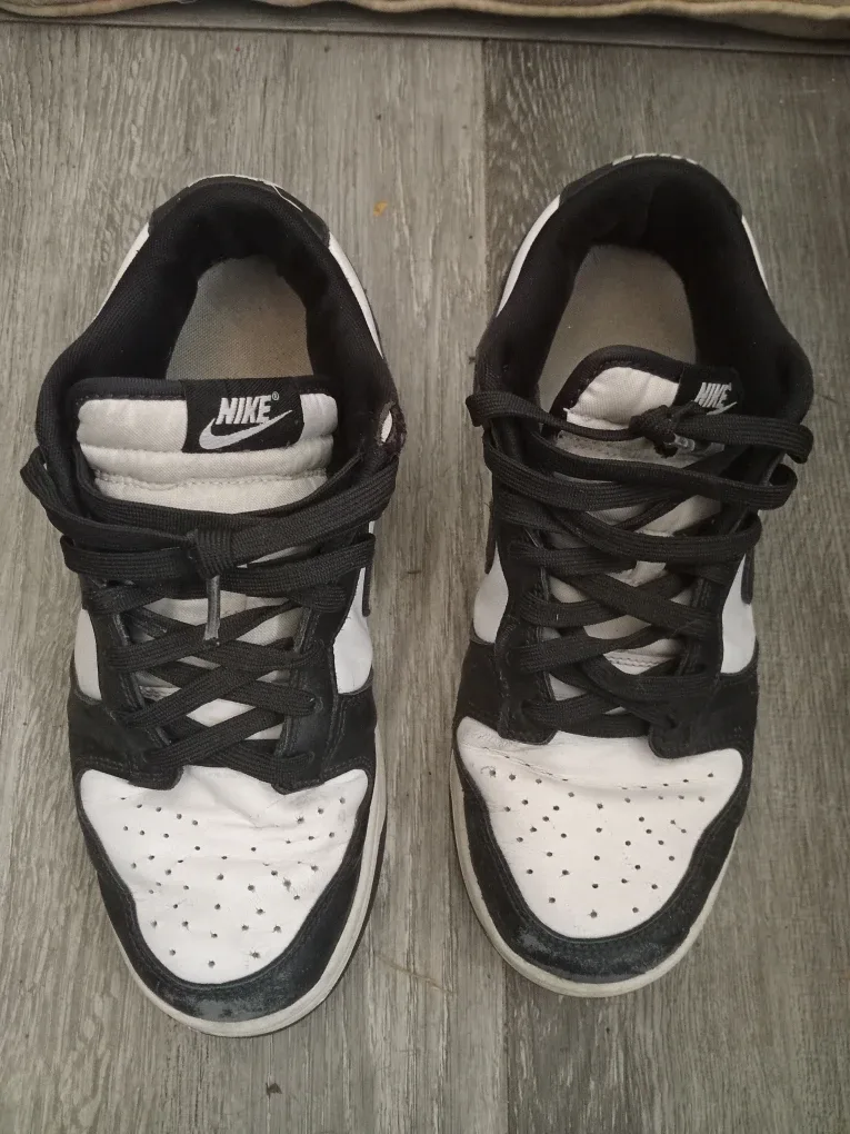 Nike Dunk Low Panda, Size 10 US