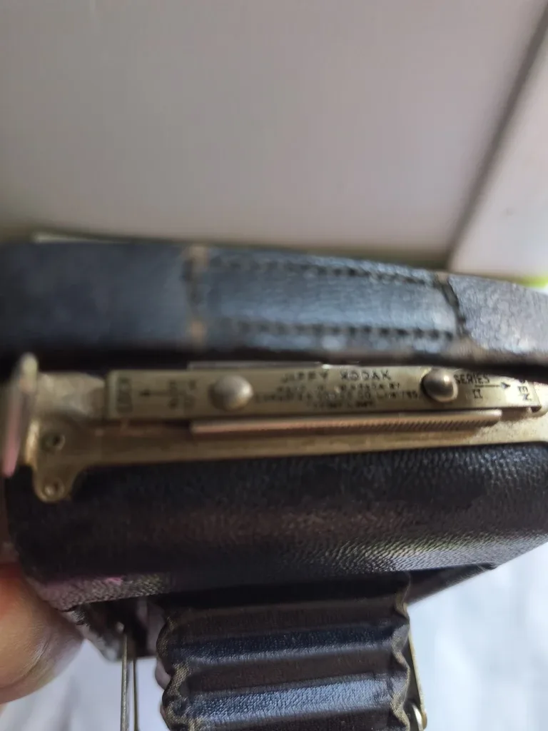 Vintage Jiffy Kodak Series II Camera image indicator(2)