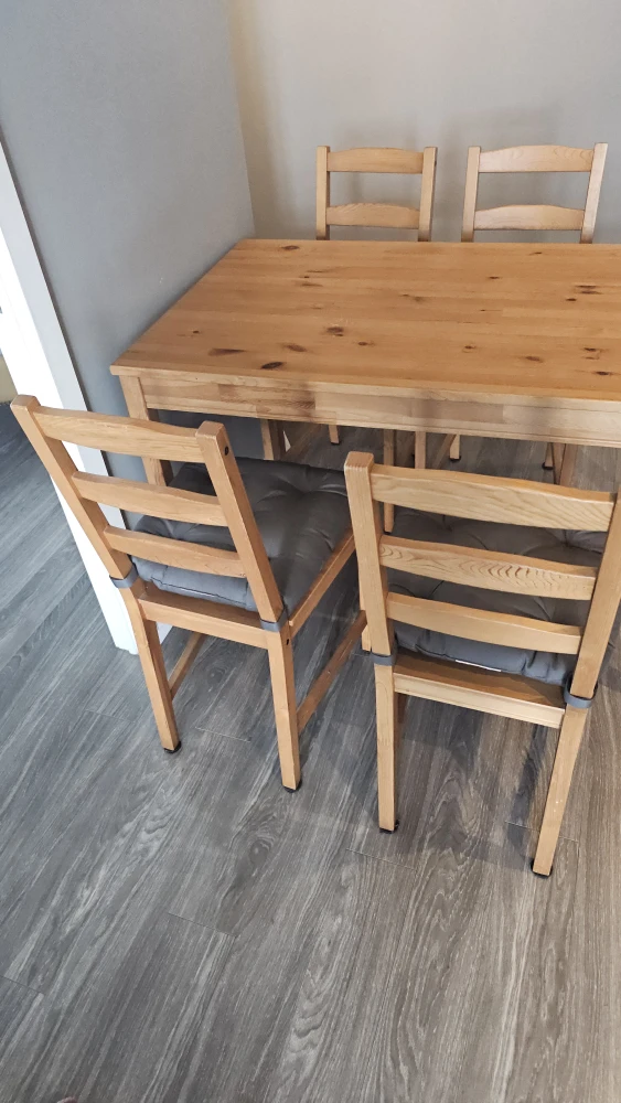 Dining Table with 4 Chairs - photo 4