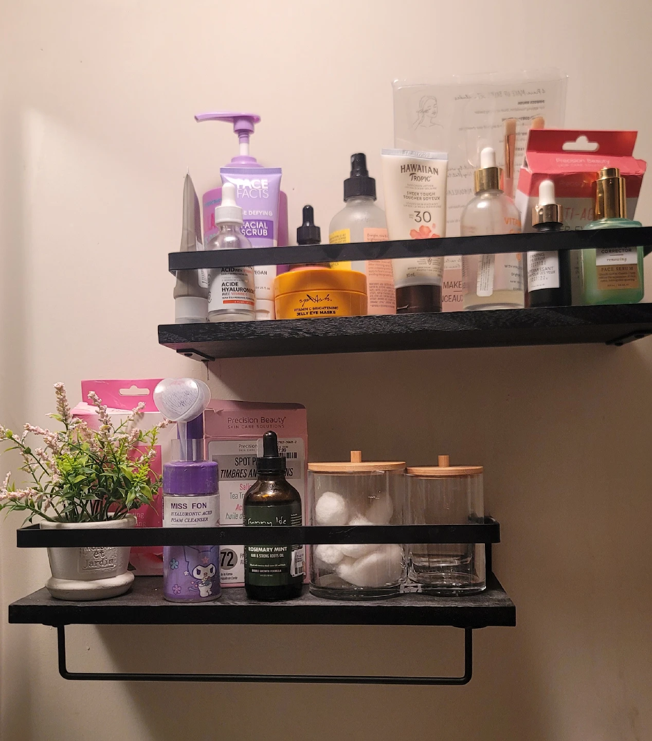 DifferTemp Black Floating Shelves (Set of 2)