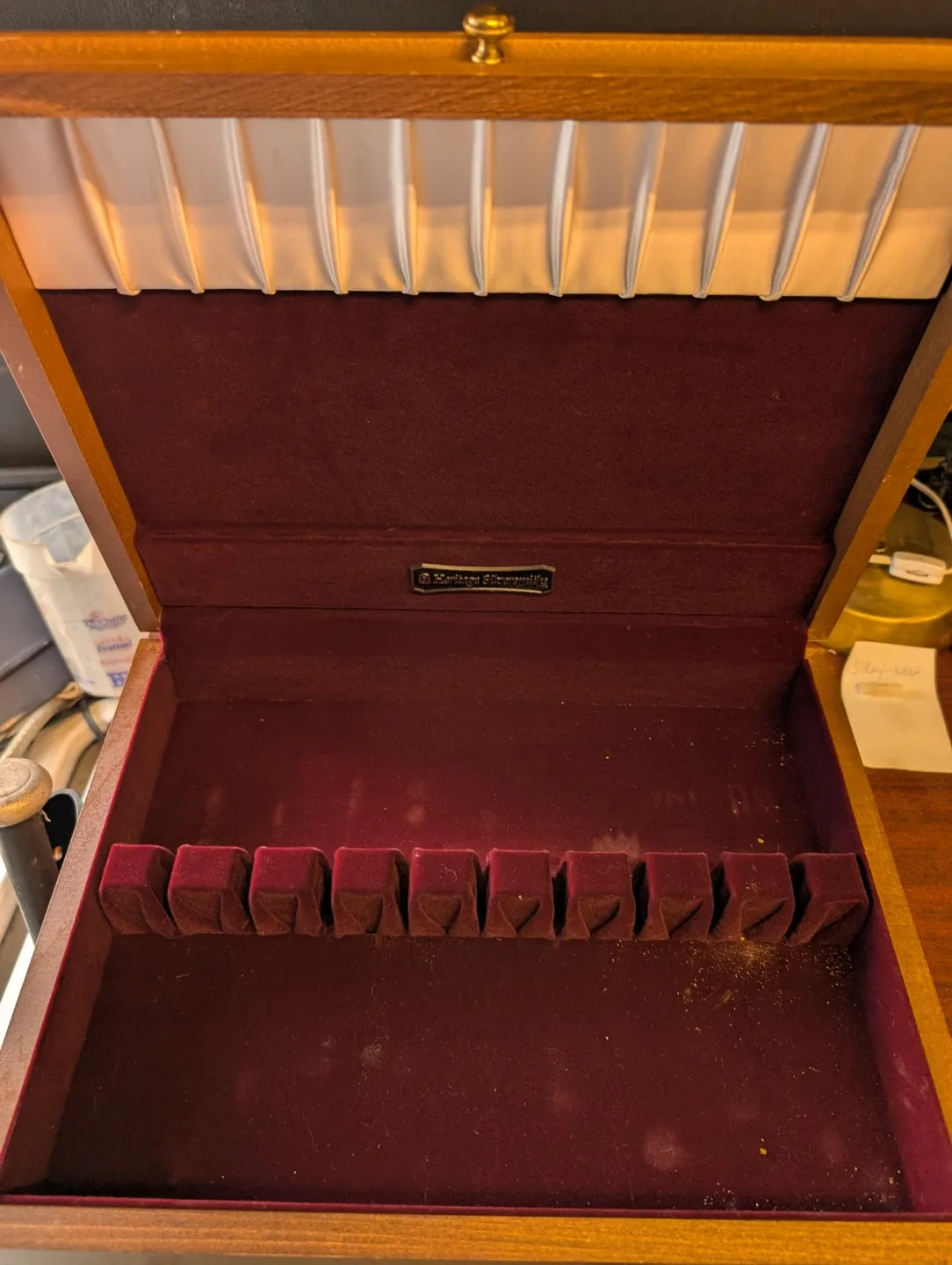 Heritage Silversmiths Flatware Storage Chest image indicator(3)