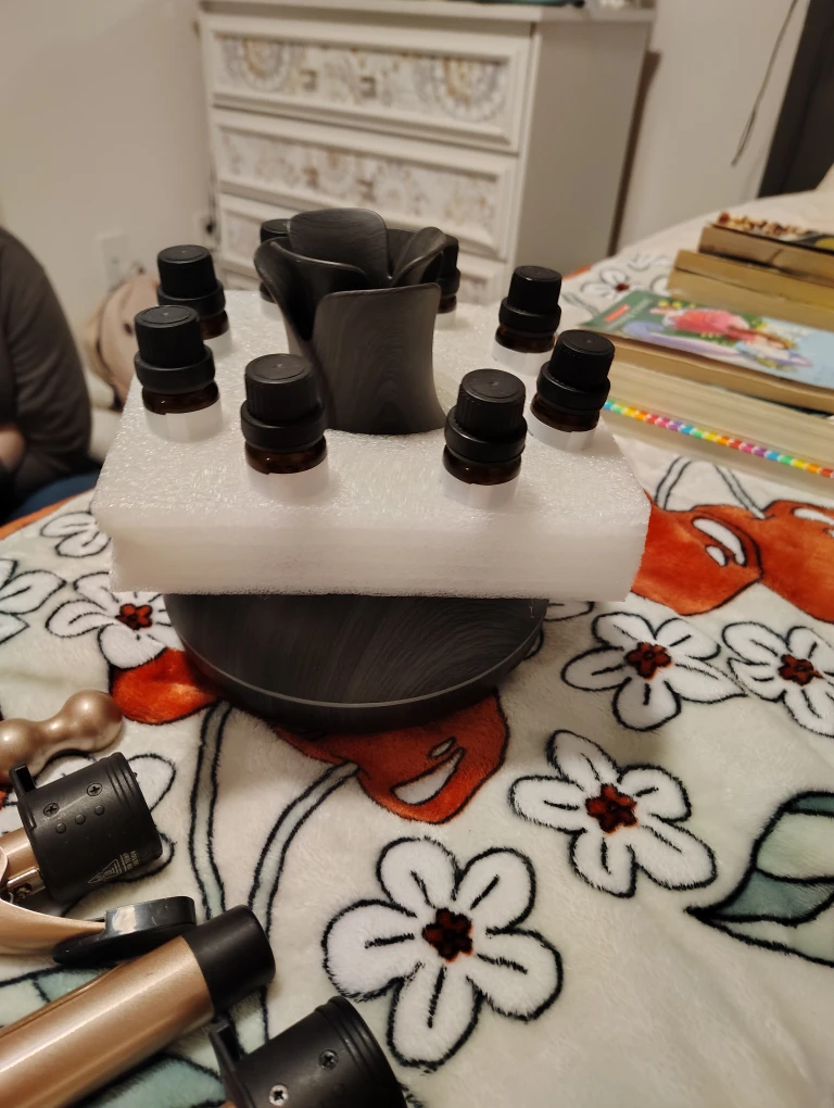 Aromatherapy Diffuser with Essential Oils - photo 3