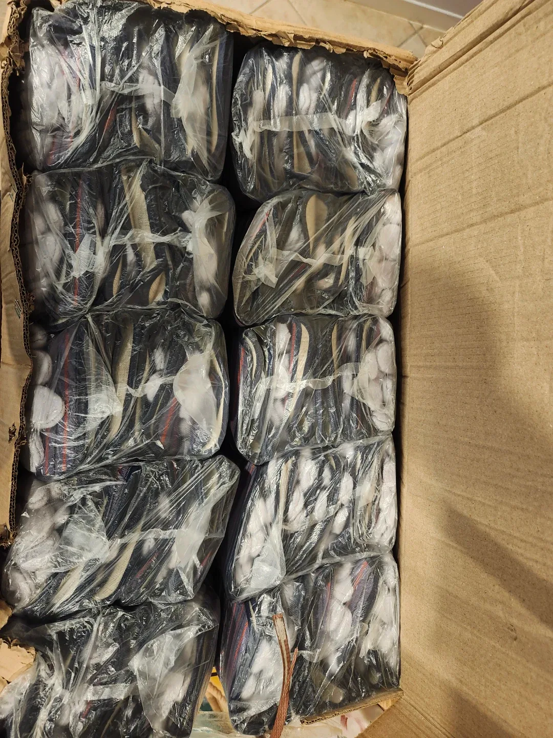 Cow Hide Leather Gloves Size 10-1/2" image indicator(3)