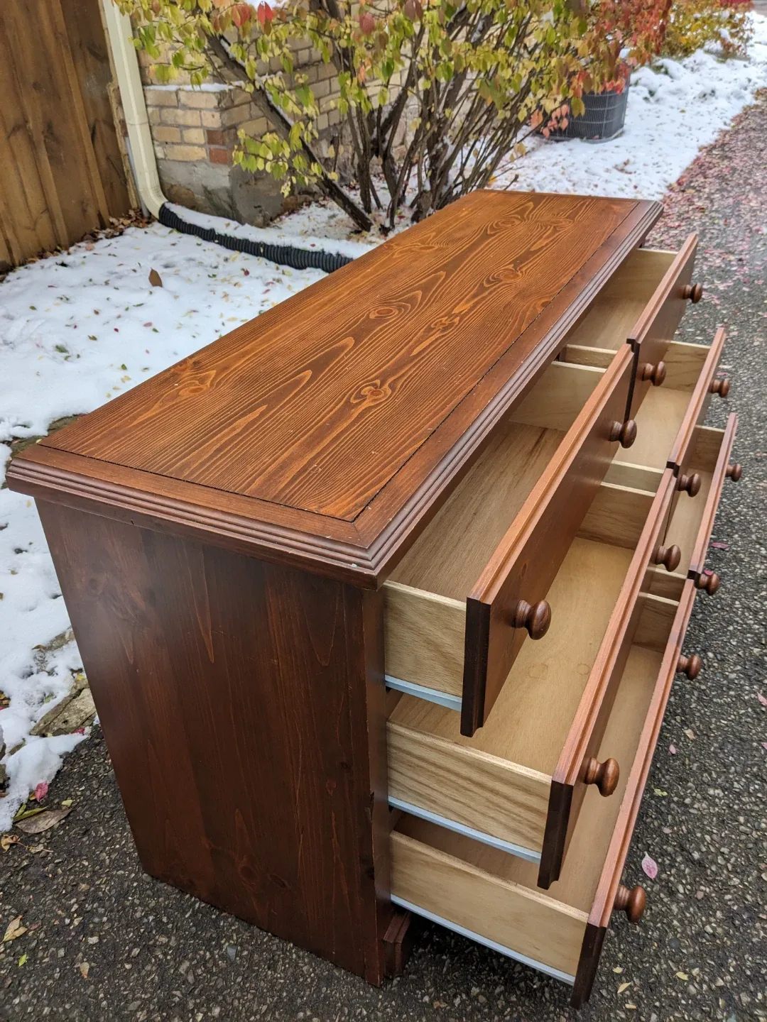 6 Drawer Lowboy Dresser in Solid Pine image indicator(5)