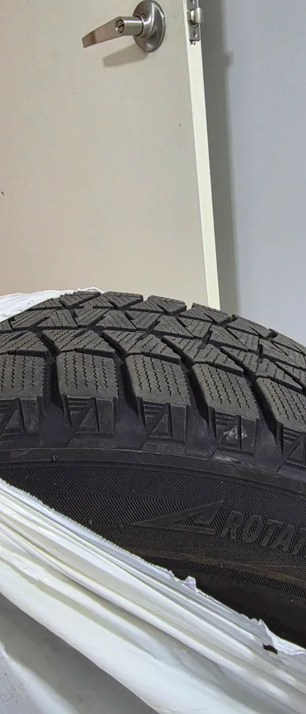 Winter Tire 235/65R17 with Wheel Bridgestone image indicator(7)