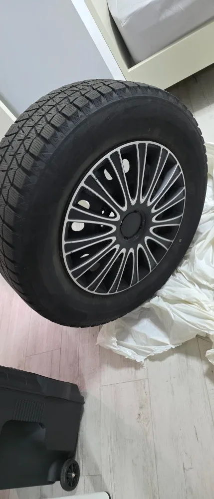 Winter Tire 235/65R17 with Wheel Bridgestone