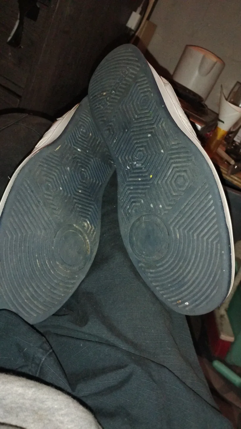 Reebok Classic White Sneakers - Size 10 image indicator(3)