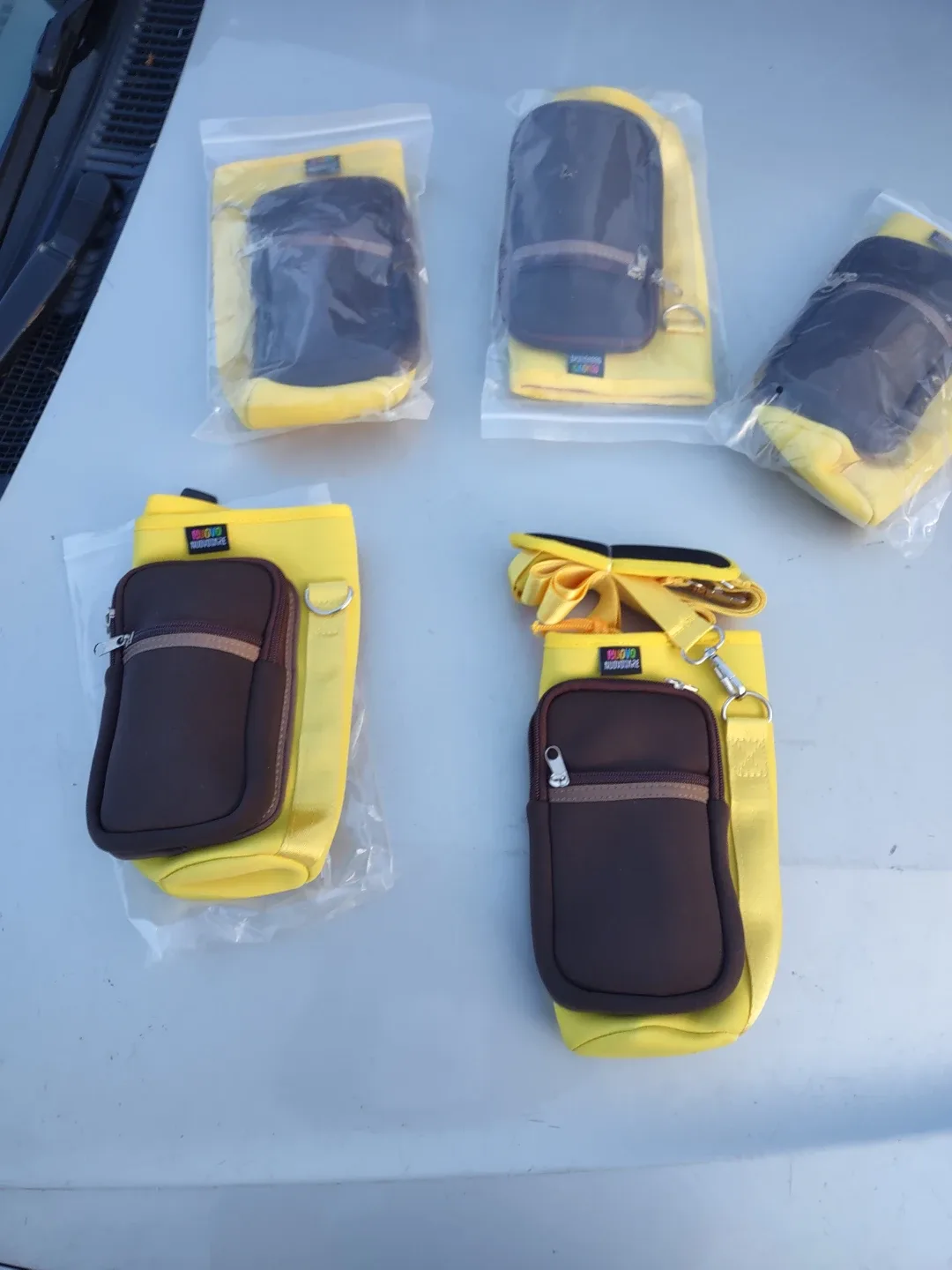 Nuovo Nuovoware Yellow Water Bottle Bag image indicator(8)