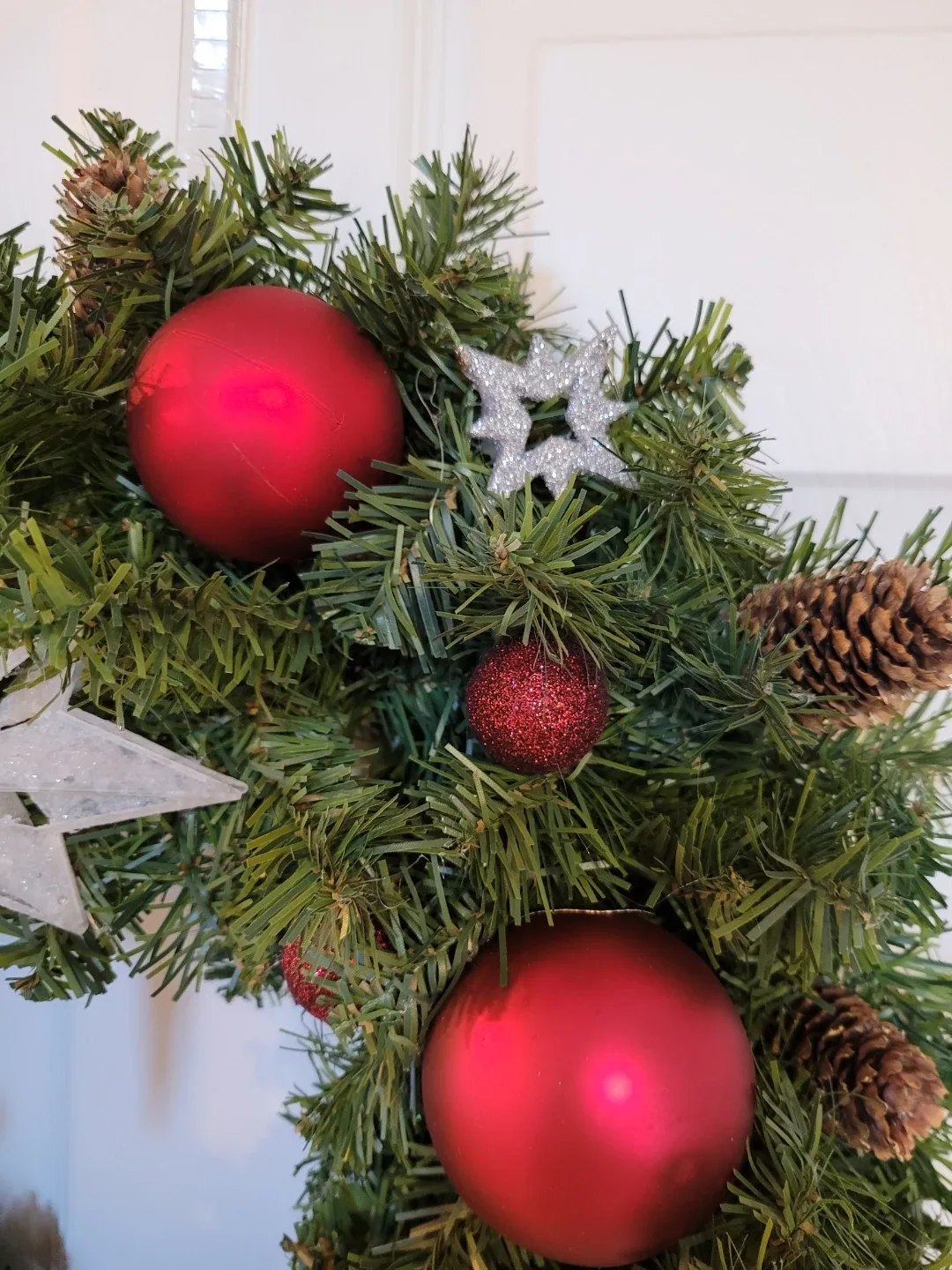 Crafted Christmas Wreath w/ Red Poinsettias & Ornaments 19" image indicator(4)