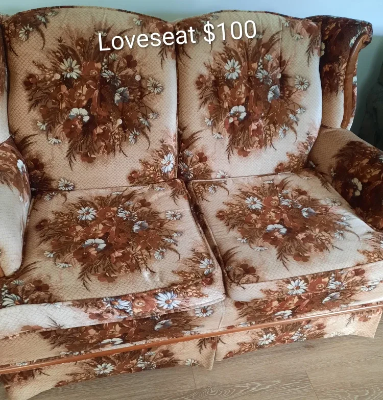 Floral Loveseat & Armchairs image indicator(4)