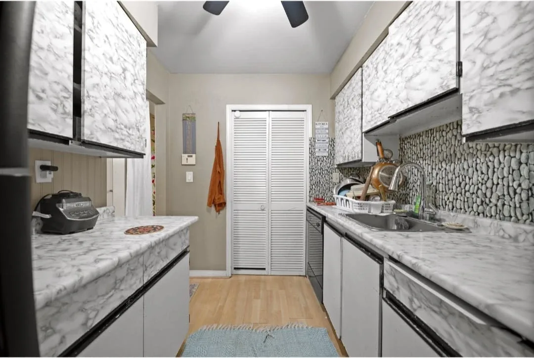 Ground-Floor Townhouse for Rent — Available December 1st image indicator(6)