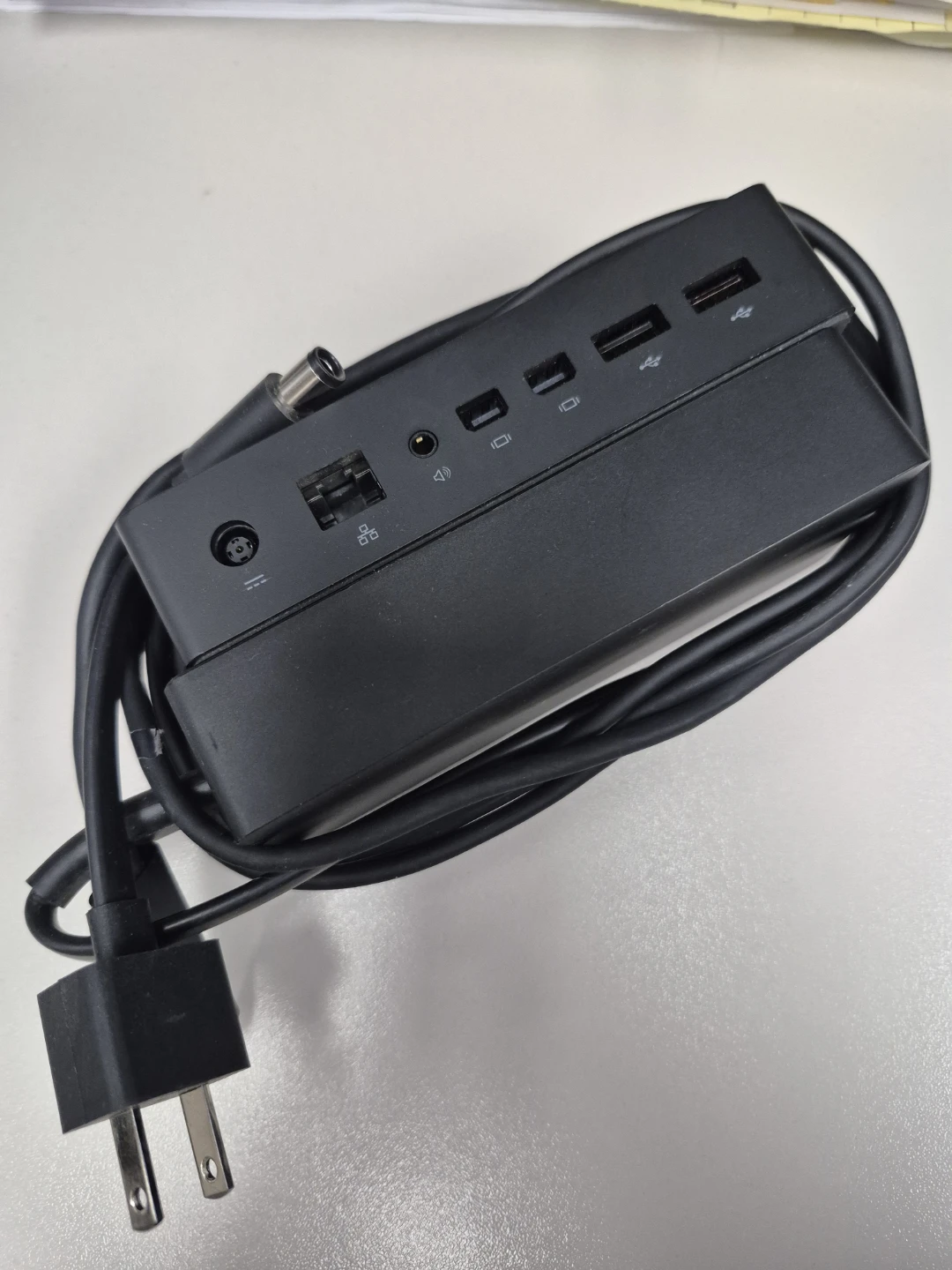 Microsoft Surface Dock - photo 2