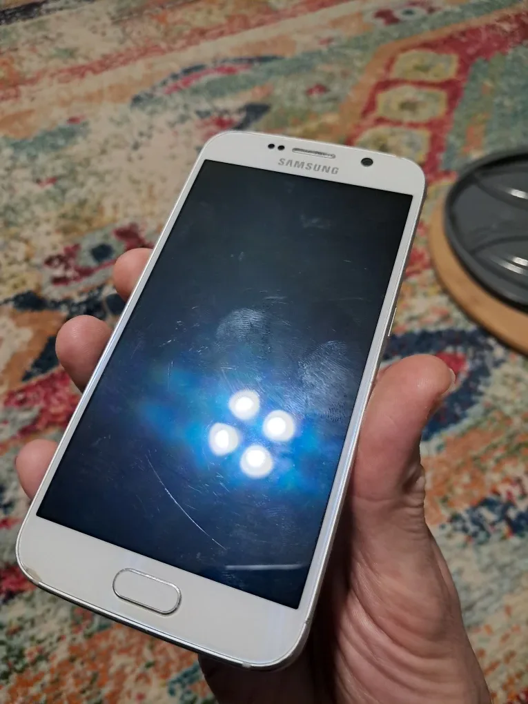 Samsung Galaxy S6 - White image indicator(3)