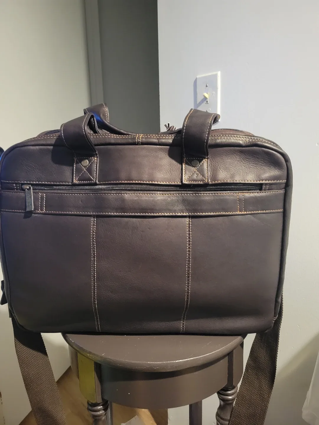 Kenneth Cole Reaction Leather Briefcase image indicator(4)