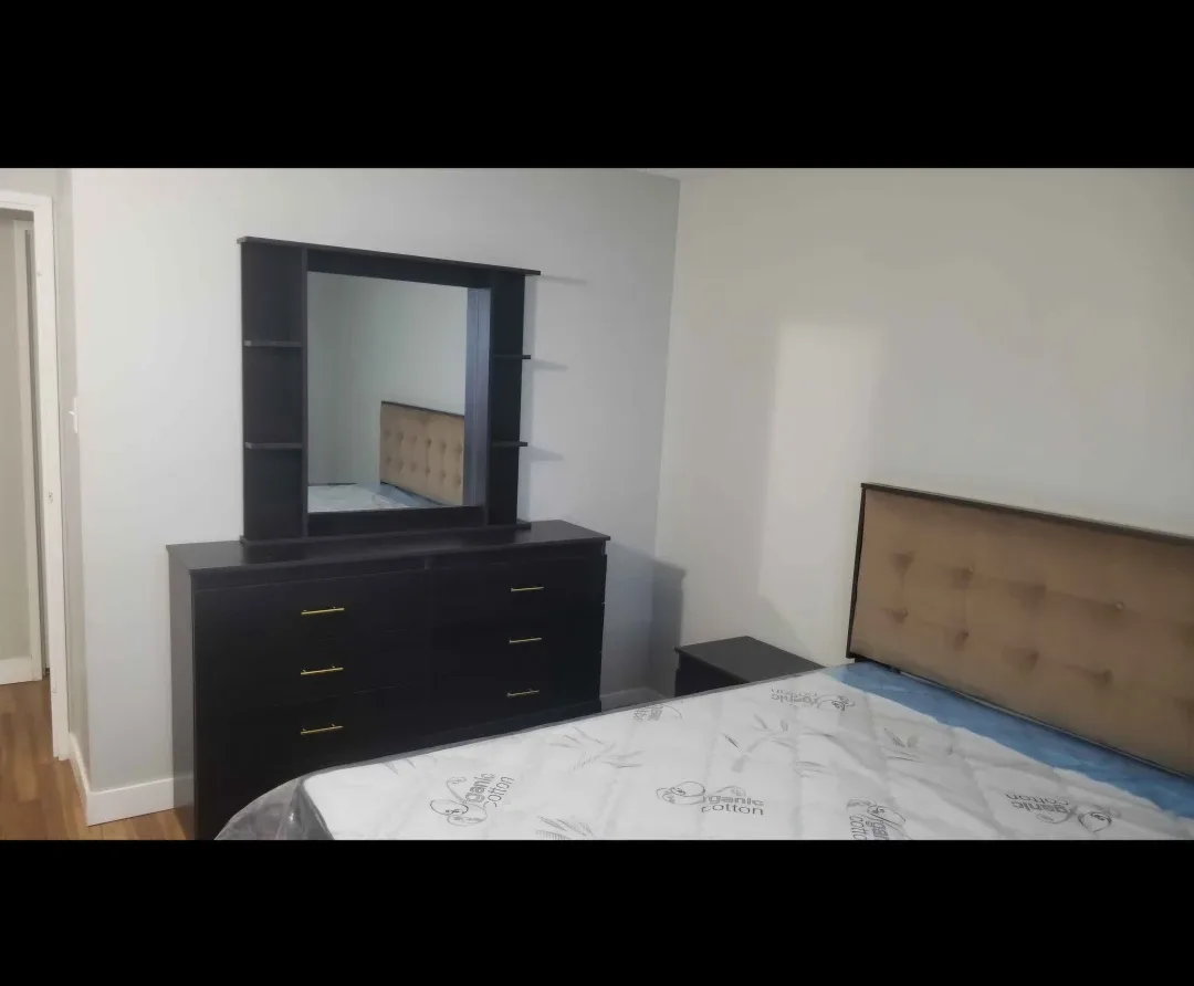 King size Bed Set image indicator(3)