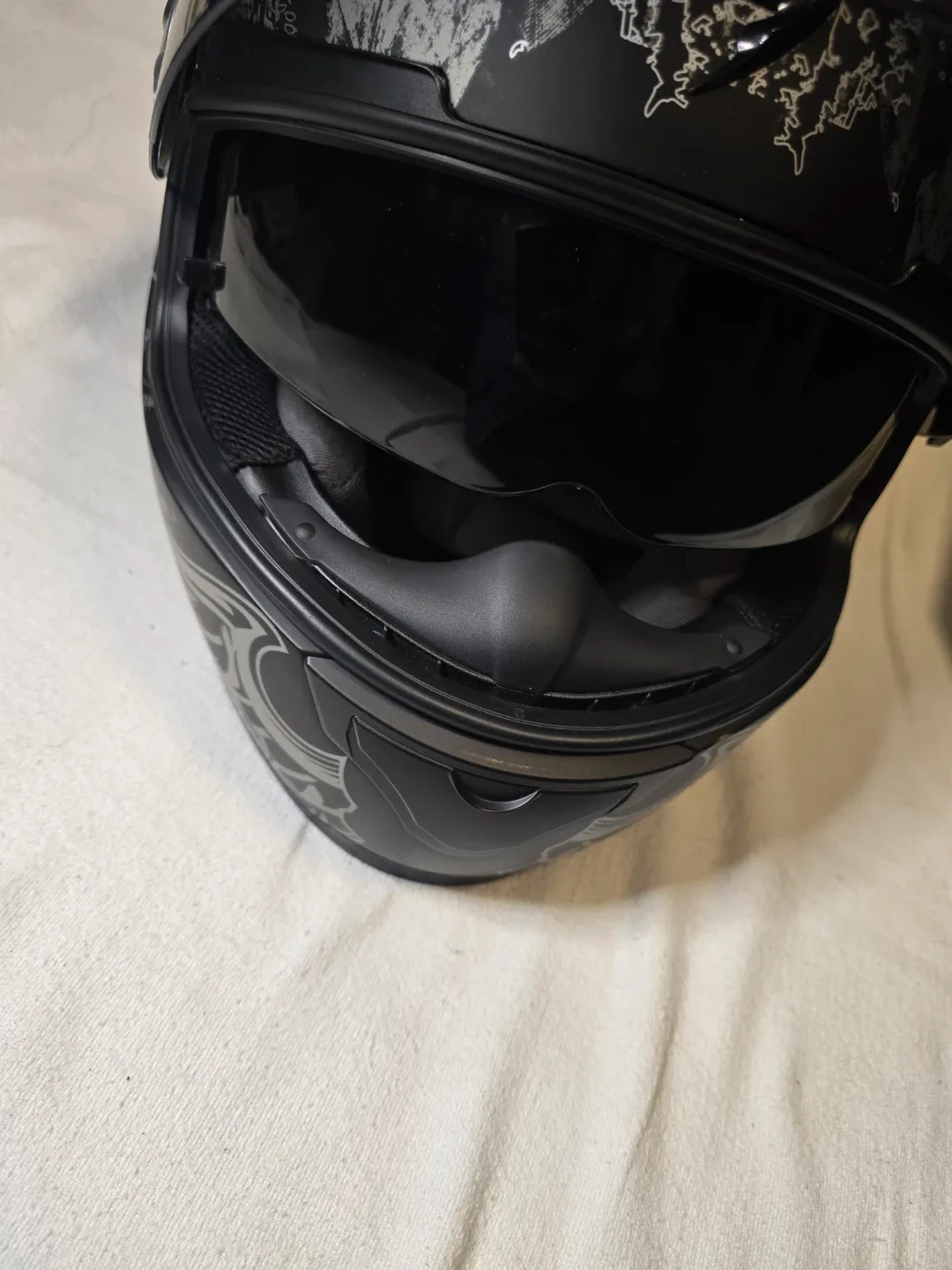 Scorpion Motorcycle Helmet - Size L image indicator(9)