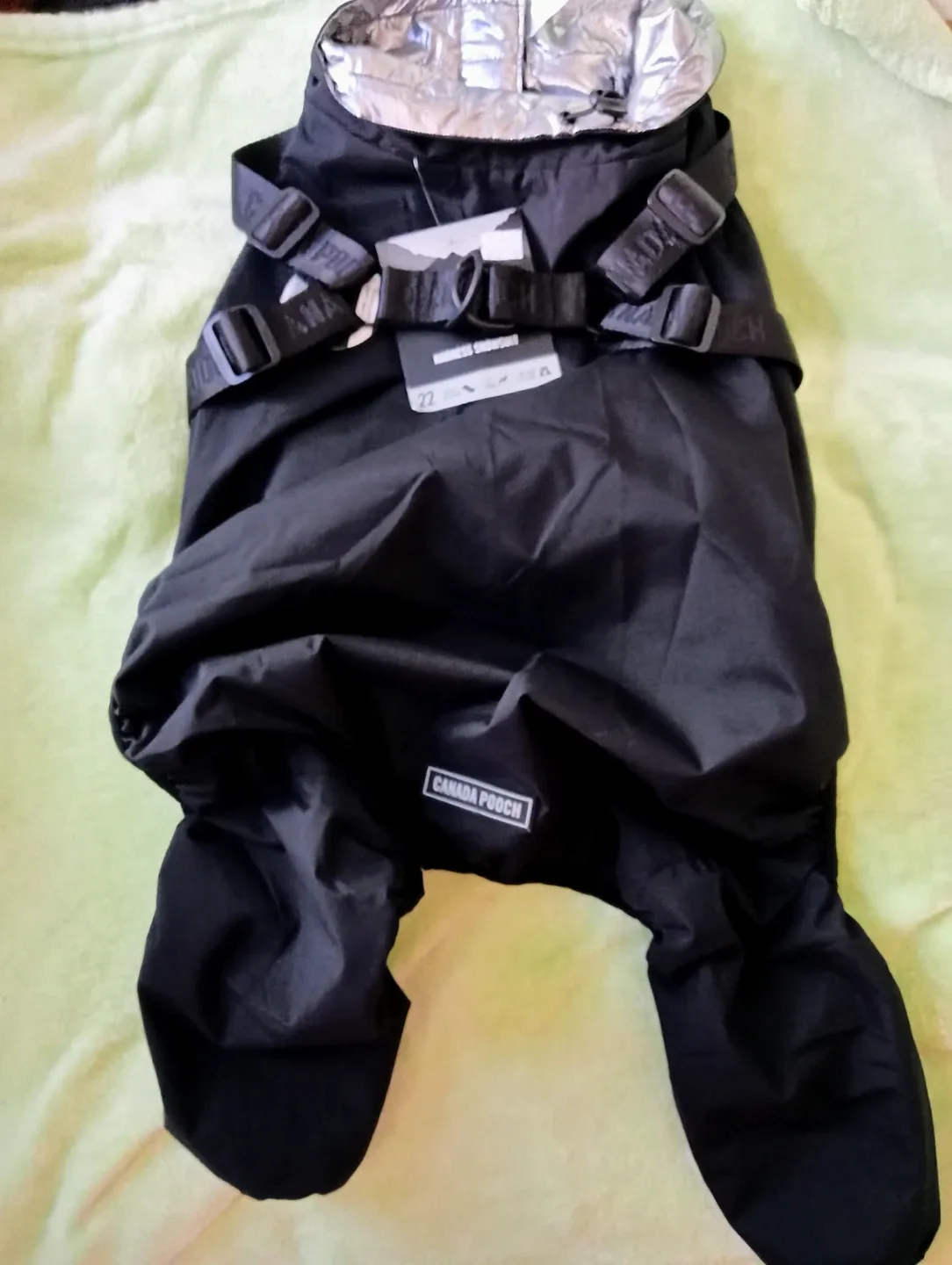 Canada Pooch Harness Dog Rain suit & Snowsuit Size 22 image indicator(5)