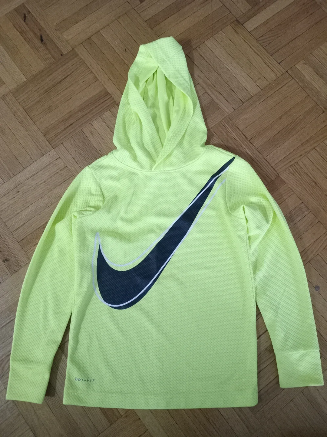 Nike Dri-FIT Hoodie - Size 6-7 Years