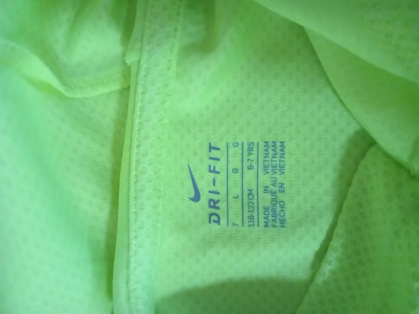 Nike Dri-FIT Hoodie - Size 6-7 Years image indicator(2)