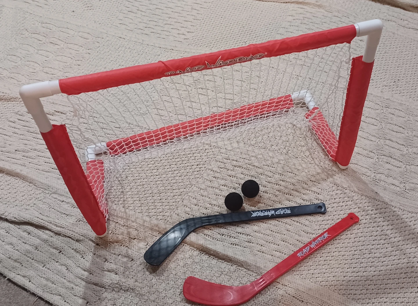 Road Warrior Mini Hockey Net Set