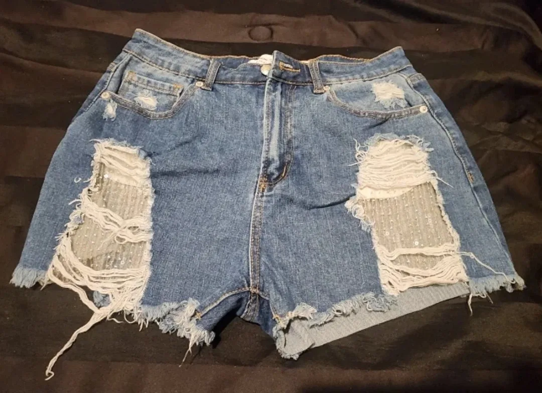 Shorts - Size L
